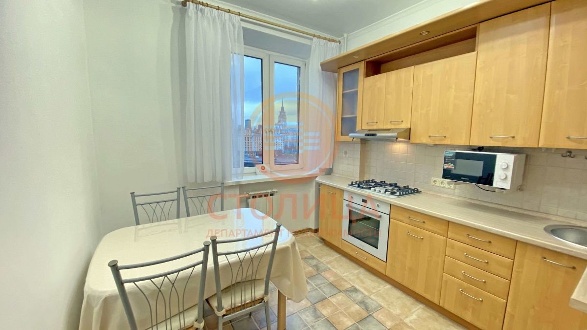 Снять 3-комнатную квартиру