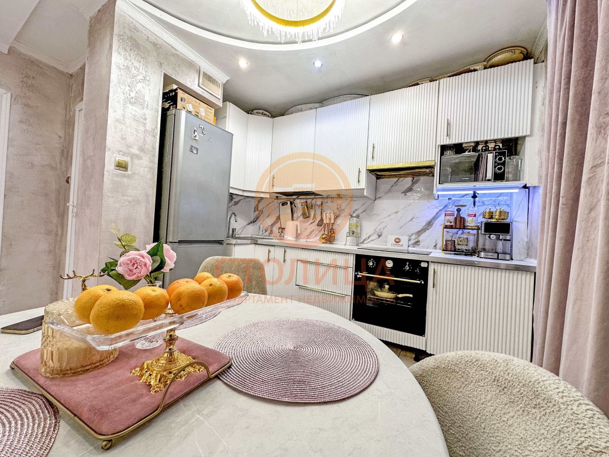 Купить 4-комнатную квартиру