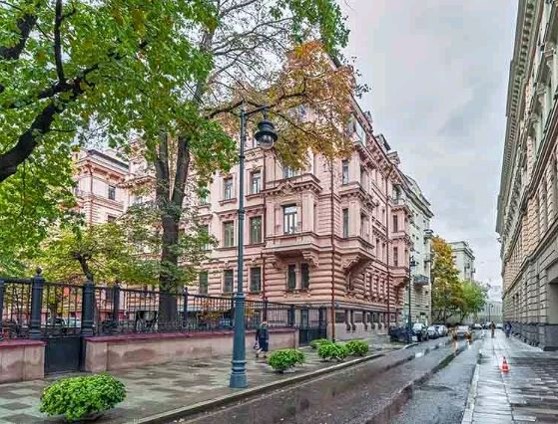 Снять  помещение свободного назначения