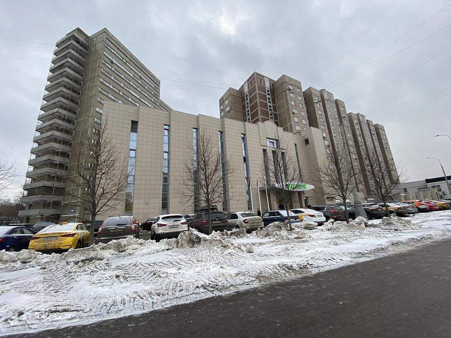 Снять  торговое помещение