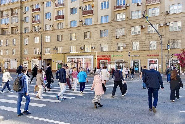 Снять  торговое помещение