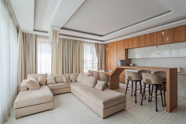 Купить 4-комнатную квартиру