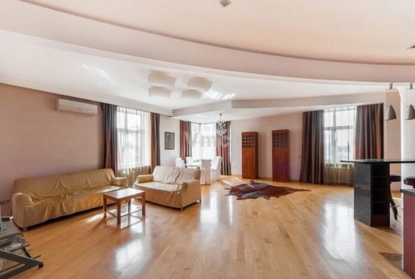 Снять 4-комнатную квартиру