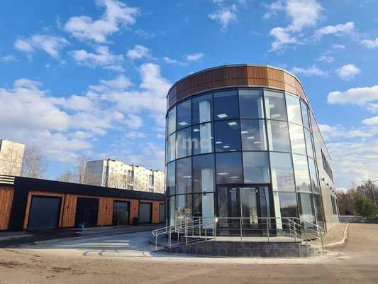 Снять  помещение свободного назначения