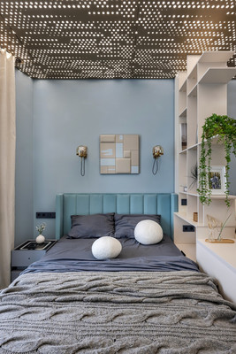 Купить --комнатную квартиру