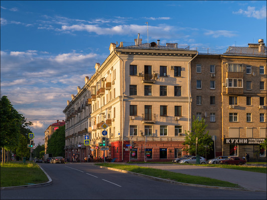 Снять  торговое помещение