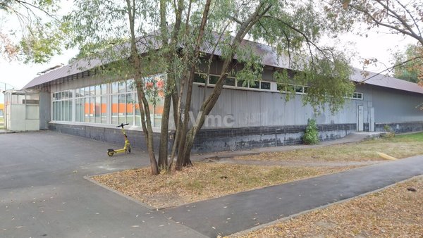 Снять  торговое помещение