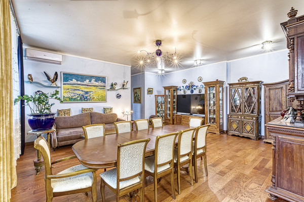 Купить 3-комнатную квартиру