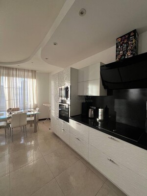 Купить 3-комнатную квартиру