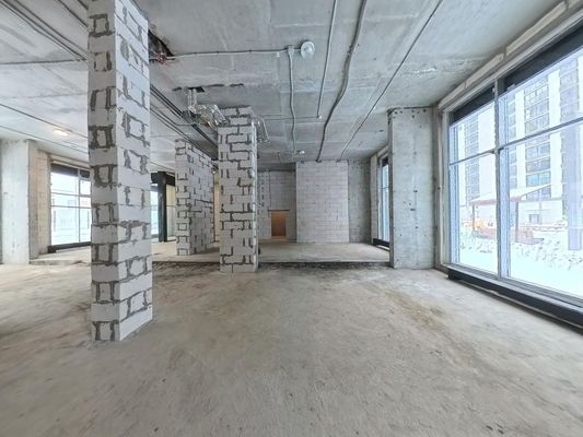 Снять  торговое помещение