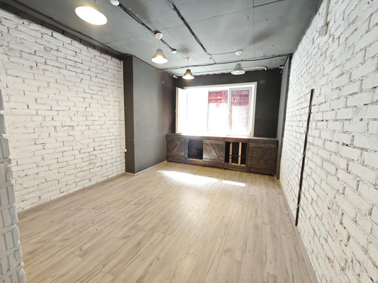 Снять  торговое помещение