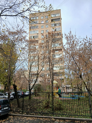 Снять  помещение свободного назначения