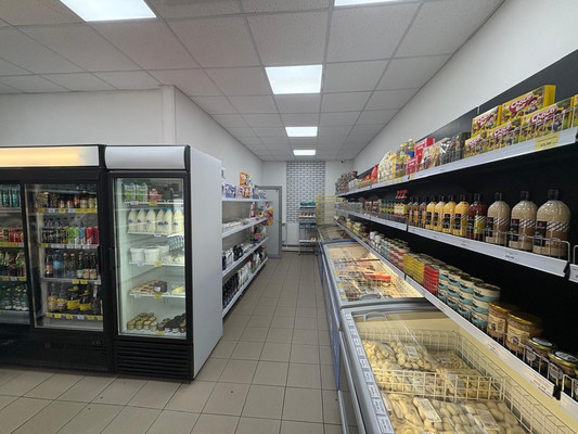 Снять  торговое помещение