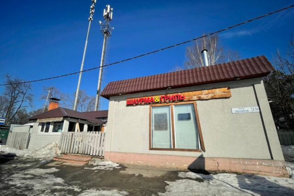 Снять  помещение свободного назначения