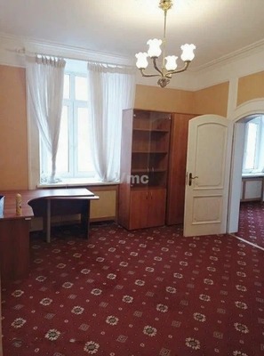 Снять  помещение свободного назначения