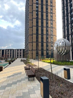 Купить --комнатную квартиру