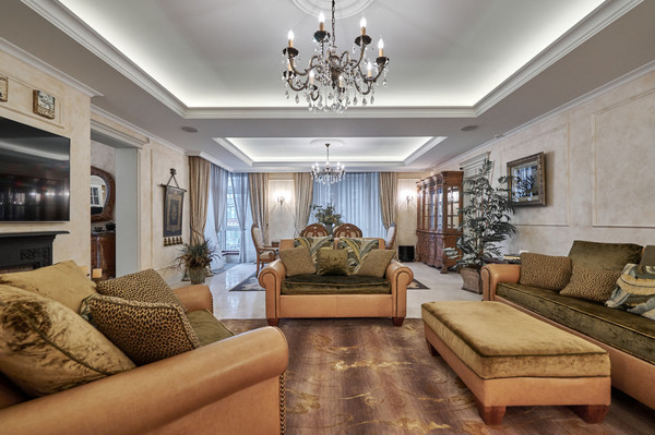 Купить 5-комнатную квартиру