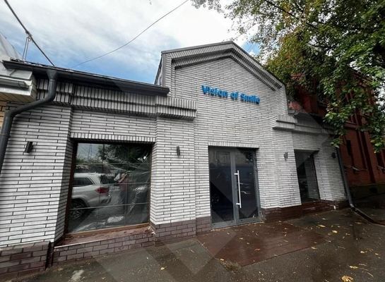 Снять  помещение свободного назначения