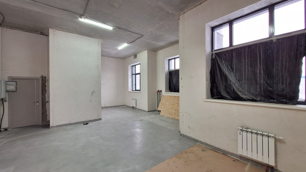 Снять  помещение свободного назначения