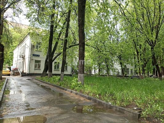 Снять  помещение свободного назначения