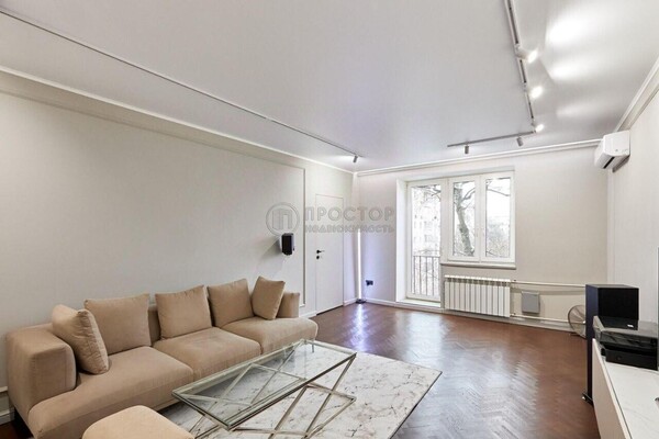 Купить 4-комнатную квартиру