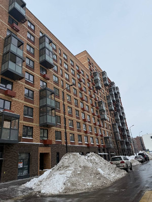 Купить --комнатную квартиру