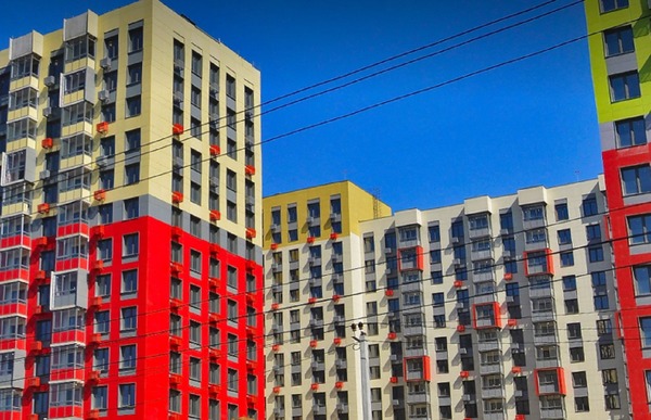 Купить --комнатную квартиру