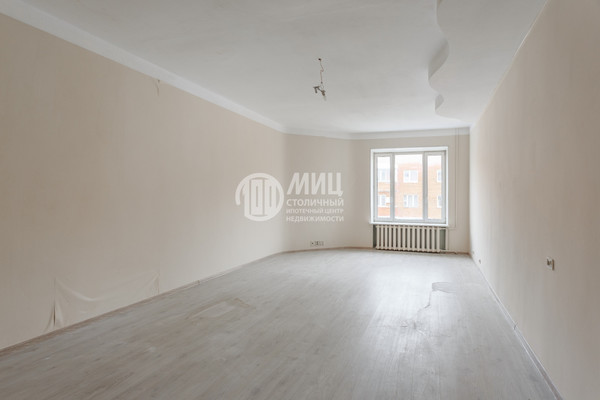 Купить 4-комнатную квартиру