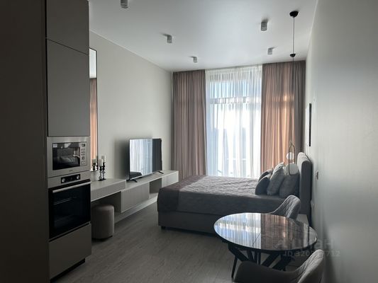 Купить --комнатную квартиру