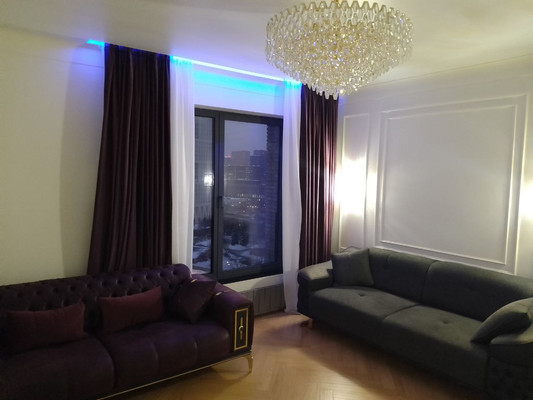 Купить --комнатную квартиру