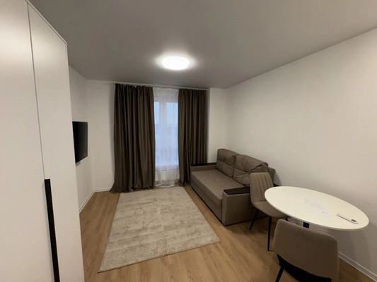 Купить --комнатную квартиру