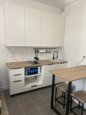 Купить --комнатную квартиру