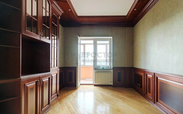 Купить 5-комнатную квартиру