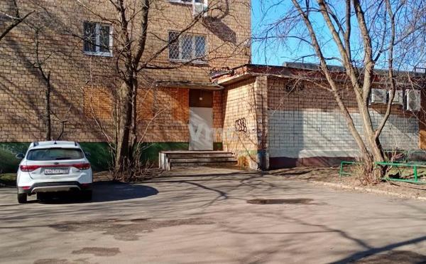 Снять  помещение свободного назначения