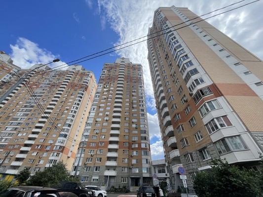 Купить 3-комнатную квартиру