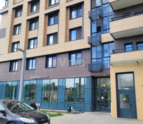Снять  помещение свободного назначения