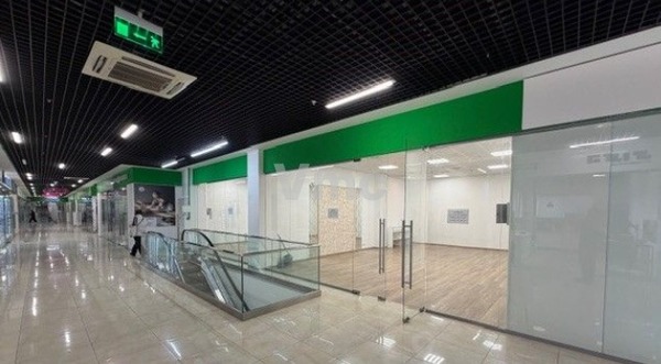 Снять  помещение свободного назначения