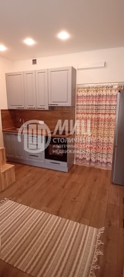 Купить --комнатную квартиру